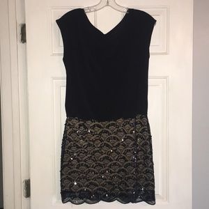 Jessica Howard black dress with sequin. Size 8